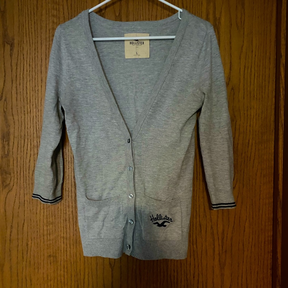 Hollister Junior’s preppy gray cardigan. Size large. Excellent like new